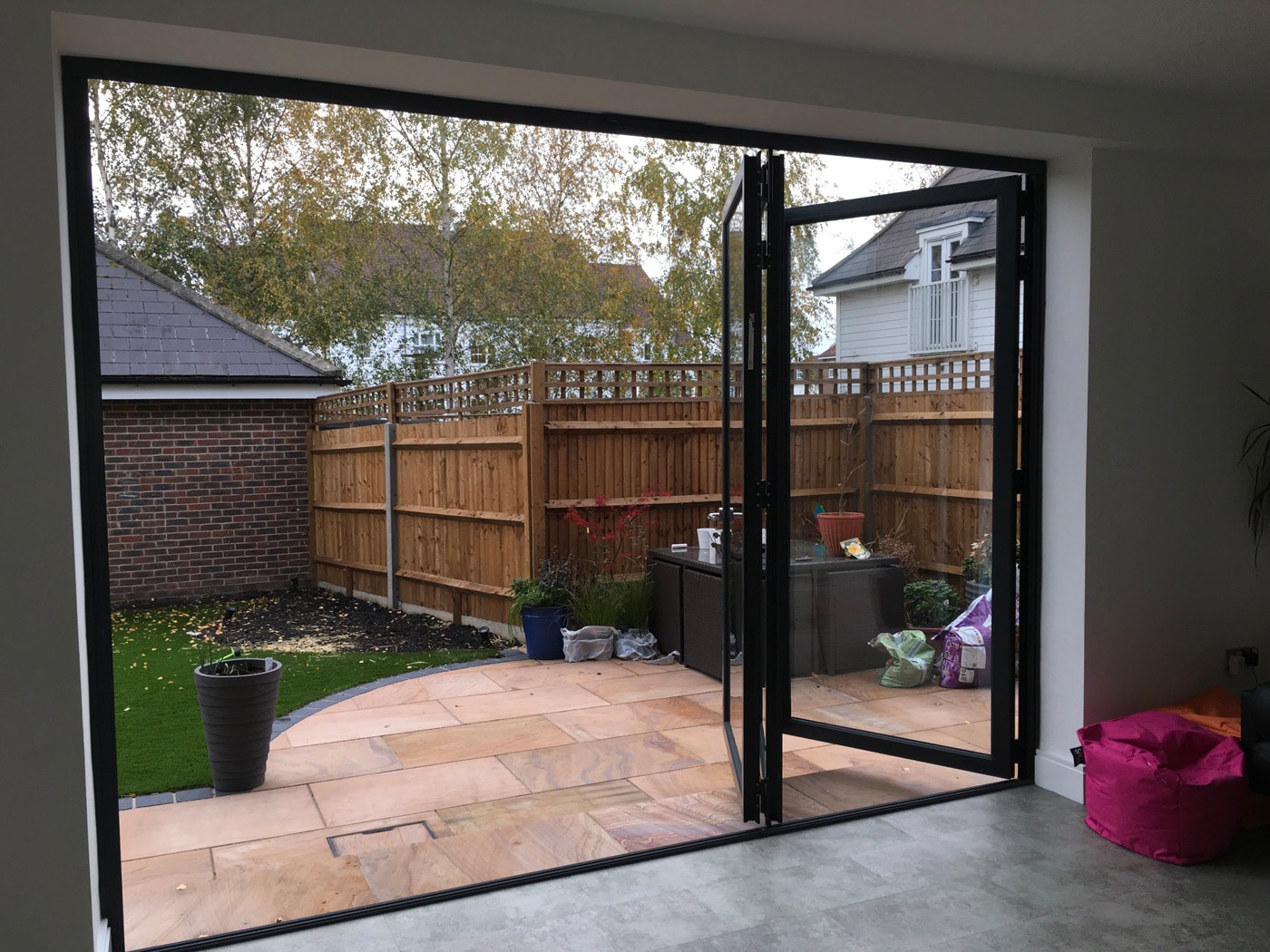 Bifold installations in Worcester Park