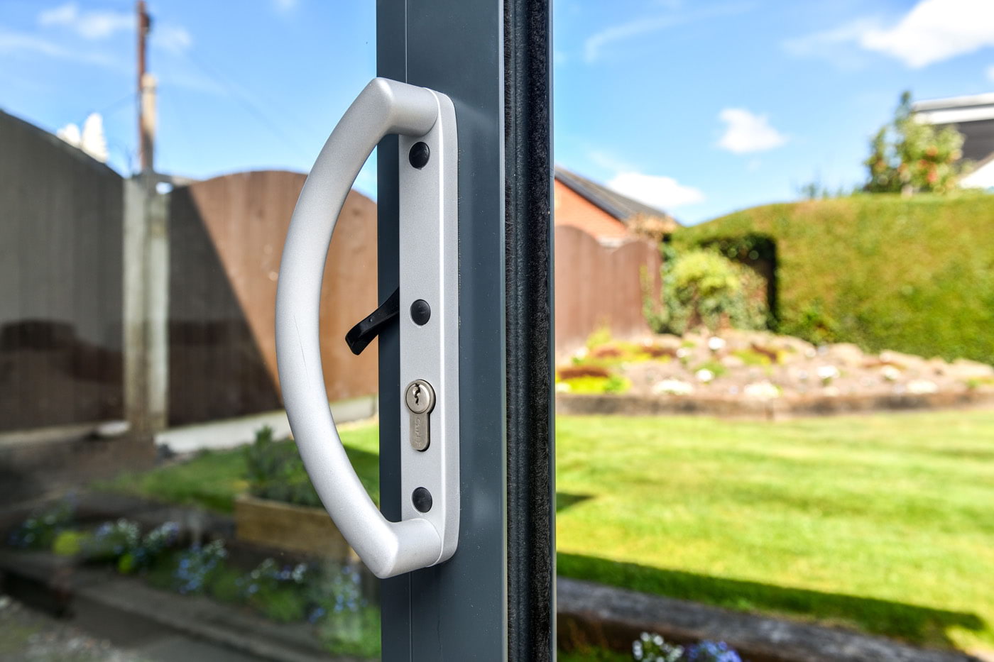 sliding-doors-from-hamiltons-11 Bifold door company KT17